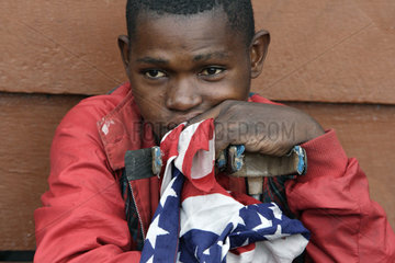 Goma  Demokratische Republik Kongo  Junge im Heim des Orthopaedie-Projektes