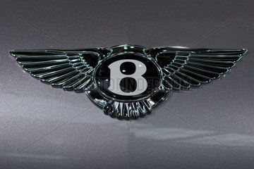 Wolfsburg  Deutschland  Logo von Bentley
