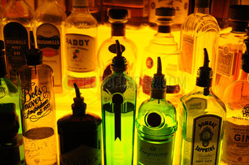 Berlin  Deutschland  Spirituosen in einer Berliner Bar
