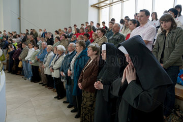 Krakau  Polen  Gottesdienst in der Basilika des Sanktuariums der Barmherzigkeit Gottes