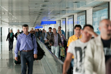 Istanbul  Tuerkei  Atatuerk International Airport  Transitbereich