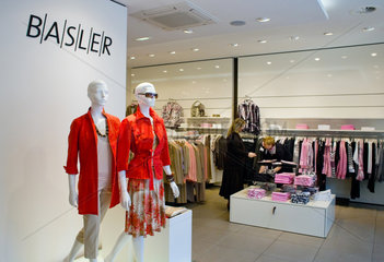 Berlin  Deutschland  Basler Fashion Store in Steglitz
