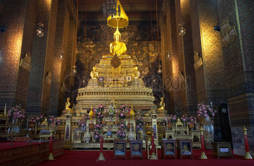 Bangkok  Thailand  Wat Pho  im Inneren des Phra Ubosoth