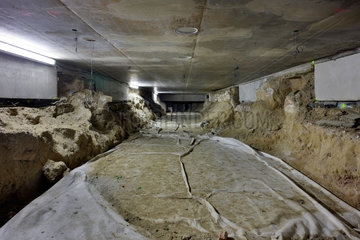 Berlin  Deutschland  Rohbau des Archaeologischen Kellers mit Fundamentresten