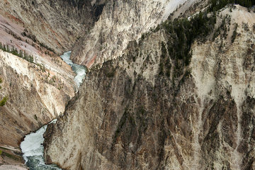 River running through canyon in Yellowstone National Park  Wyoming  USA