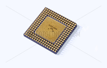 Intel i486 SX  Microchip  1991