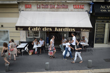 Nizza  Frankreich  das Cafe des Jardins in der Altstadt Nizzas
