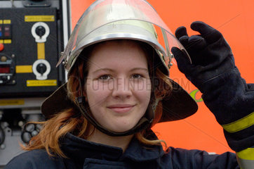 Berlin  Deutschland  Feuerwehrfrau