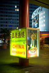 Berlin Deutschland  Werbelichtkasten eines Chinarestaurants