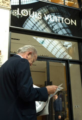 Mailand  Italien  Louis-Vuitton-Geschaeft in der Galleria Vittorio Emanuele