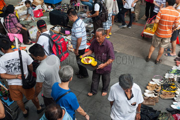 Republik Singapur  Flohmarkt in Chinatown