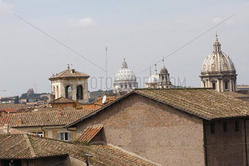 Rom mit Kirchenkuppel