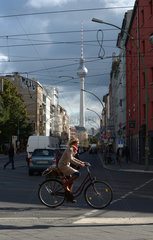 Berlin  Deutschland  Blick in die Brunnenstrasse in Berlin-Mitte