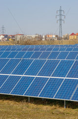 Lundenburg  Tschechien  Solaranlage auf einem Feld