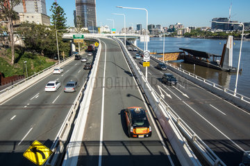 Highways am Brisbane River
