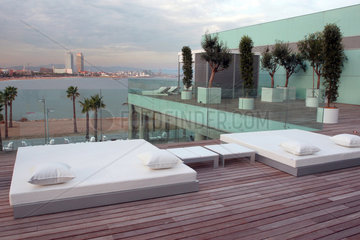 Barcelona  Spanien  Terrasse des W Barcelona von der Hotelkette W Hotels Worldwide