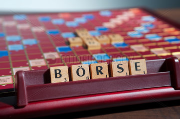 Hamburg  Deutschland  Scrabble-Buchstaben bilden das Wort BOERSE