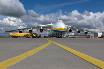Schkeuditz  Deutschland  sechsstrahliges Frachtflugzeug Antonow An-225 žMrija“