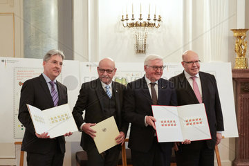 Johannes Graf  Rolf Rosenbrock  Bundespraesident Dr. Frank-Walter Steinmeier und Bundesfinanzminister Peter Altmaier von links nach rechts