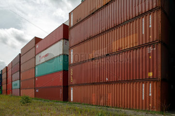 Hamburg  Deutschland  Container im Hamburger Hafen