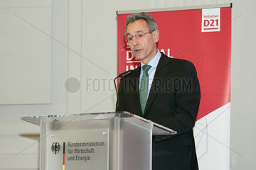 Hannes Schwaderer  Praesident der Initiative D21.