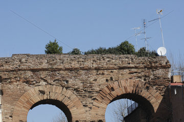 Parabolantenne in Rom