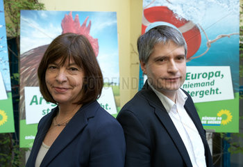 Berlin  Deutschland  Rebecca Harms und Sven Giegold  Spitzenkandidaten von Buendnis 90/Die Gruenen fuer die Europawahl 2014