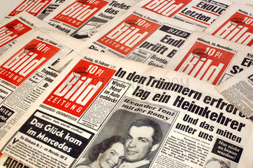 alte Bildzeitungen  1955