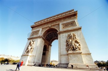 Der Pariser Triumphbogen   Arc de Triomphe  Paris Frankreich