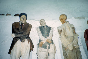 Catacombe Cappucini   3 Mumien