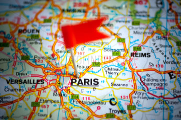 Berlin  Deutschland  das Reiseziel ist Paris