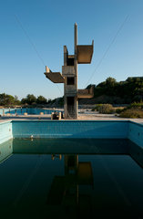 Kalythies  Griechenland  verlassendes Schwimmbad auf Rhodos
