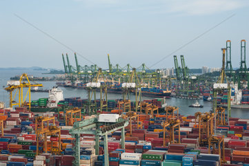 Singapur  Republik Singapur  Containerterminal