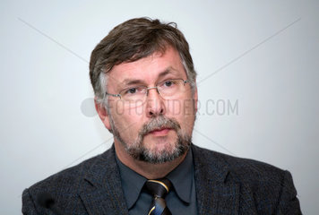 Duesseldorf  Prof. Dr. Hans Schoeler  Stammzellenforscher