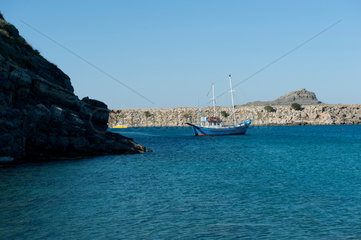Lindos  Griechenland  Boote in der Bucht vor Lindos