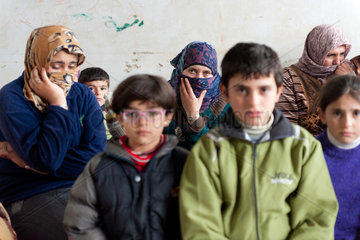 Hama  Syrien  Fluechtlinge  die in einer Schule untergebracht wurden
