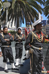 San Francisco  USA  junge Maenner in Uniform anlaesslich einer Parade