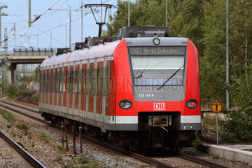 Muenchen  Deutschland  S-Bahn der Linie 2 in der Innenstadt