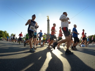 Berlin  Deutschland  Teilnehmer beim 39. Berlin-Marathon 2012