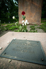 Berlin  Deutschland  das Grab von Rosa Luxemburg