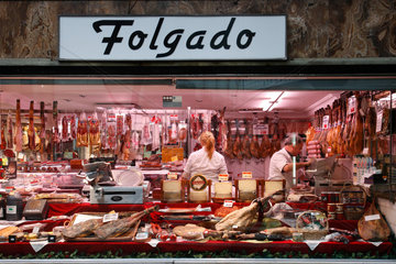 Madrid  Spanien  Auslage im Schaufenster der Fleischerei Folgado