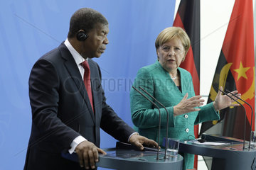 Bundeskanzleramt Treffen Merkel Lourenco