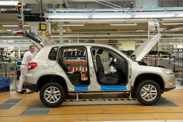 Wolfsburg  Deutschland  die Produktion des VW-Tiguan in der Volkswagen AG