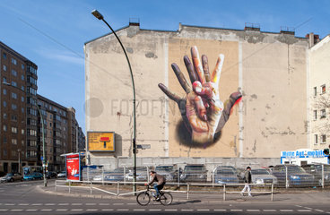 Berlin  Deutschland  Gestaltung einer Brandmauer in Berlin-Mitte