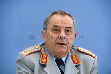 Berlin  Deutschland  Wolfgang Schneiderhan  Generalinspekteur der Bundeswehr