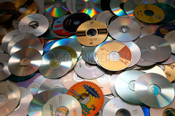 Berlin  Deutschland  uebereinanderliegende CDs