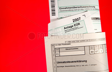 Berlin  Deutschland  Formularvordrucke zur Einkommensteuererklaerung fuer 2007
