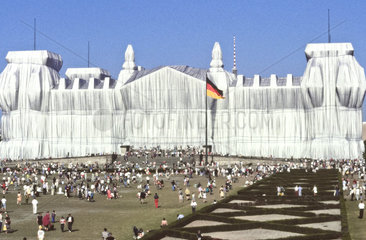 verhuellter Reichstag - 1995