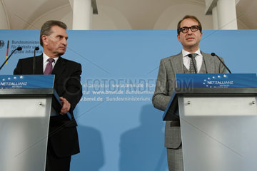 Berlin  Deutschland  Guenther Oettinger und Alexander Dobrindt