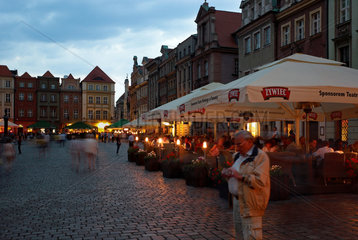 Posen  Polen  Abendstimmung auf dem Alten Markt (Stary Rynek)